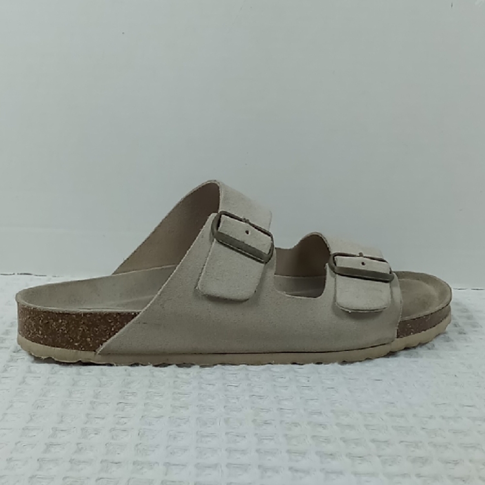Autenti Made in Spain Adjustable Double Strap/Buckle Suede Sandal Size 41